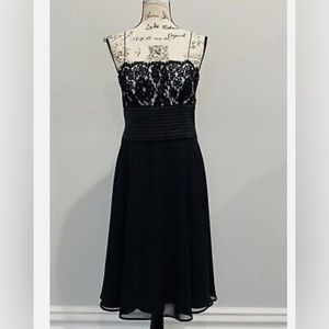 👗JS Boutique spaghetti strap black lace midi dress (part of 3 for $25 promo)